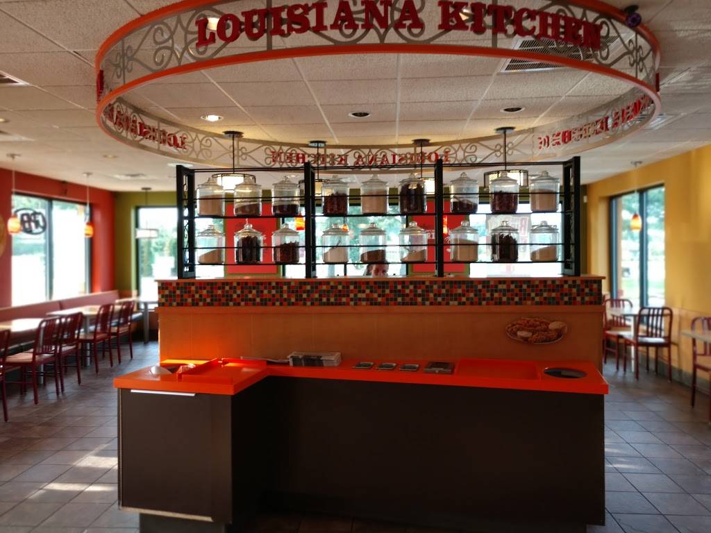 Popeyes Louisiana Kitchen | restaurant | 128 NJ-70, Medford, NJ 08055, USA | 6092573487 OR +1 609-257-3487