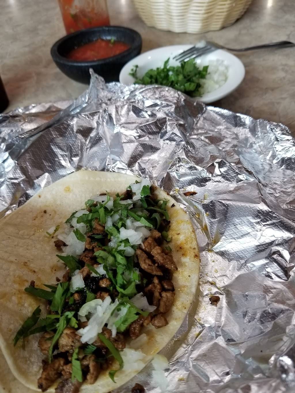 Mexico Lindo Grill & Cantina | restaurant | 1857 Lower Muscatine Rd, Iowa City, IA 52240, USA | 3195694050 OR +1 319-569-4050