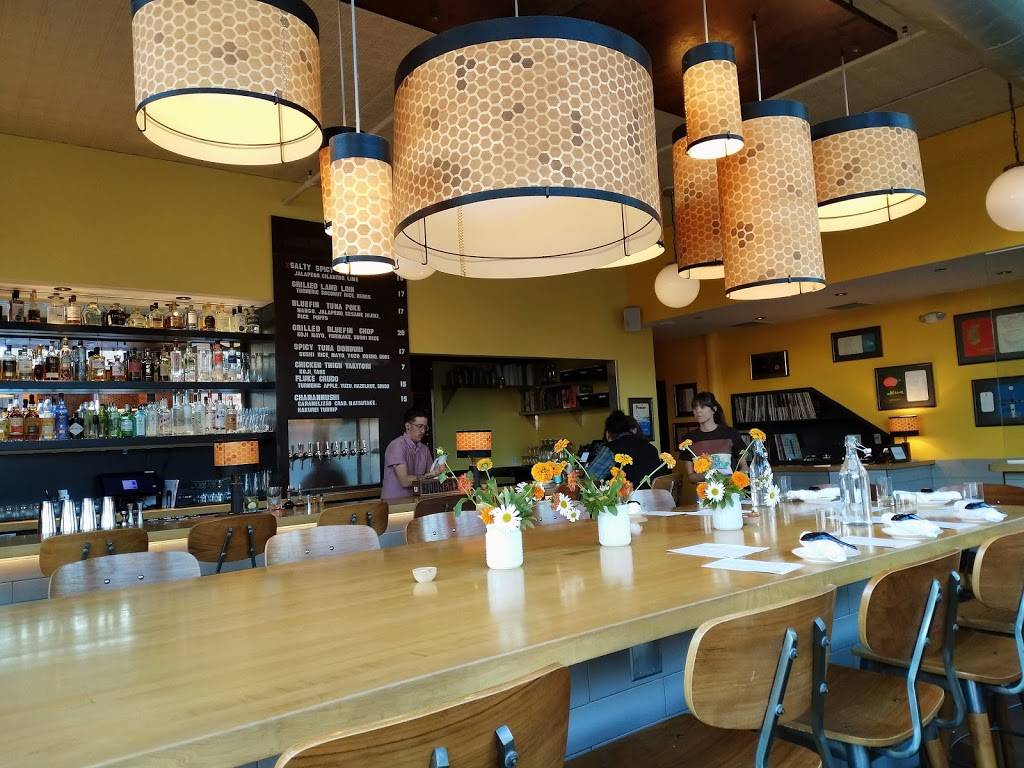 The Honey Paw | restaurant | 78 Middle St, Portland, ME 04101, USA | 2077748538 OR +1 207-774-8538