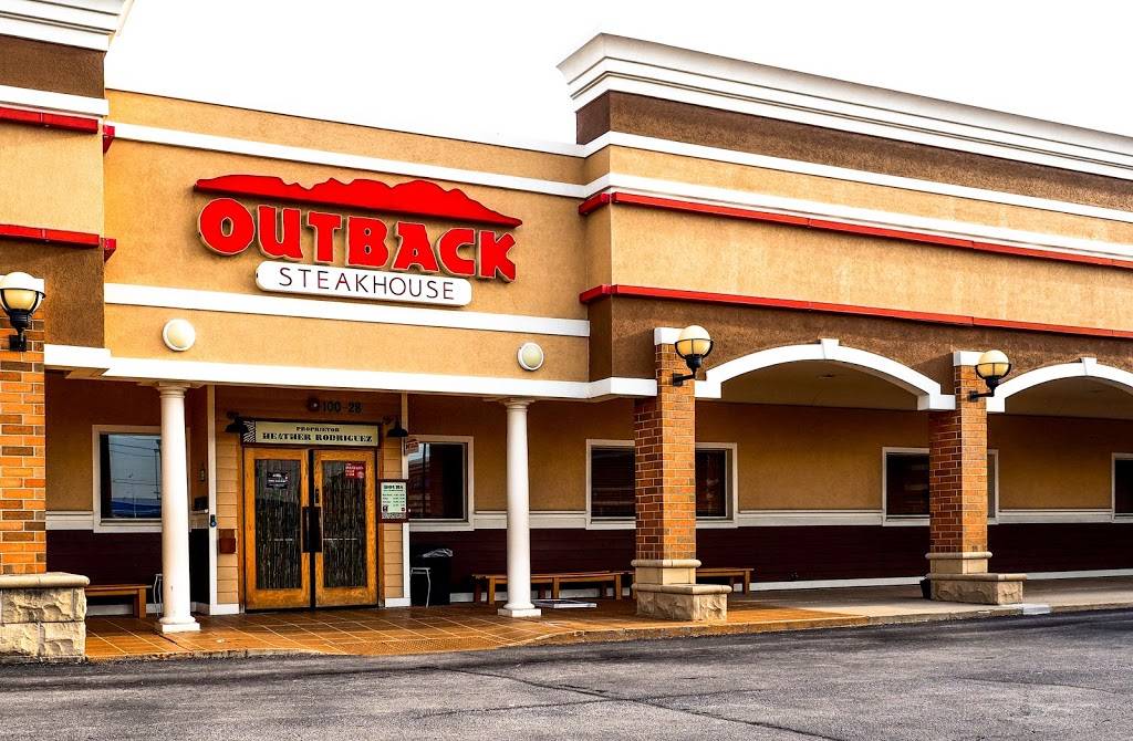 Outback Steakhouse | restaurant | 2970 Finley Rd, Downers Grove, IL 60515, USA | 6305300005 OR +1 630-530-0005