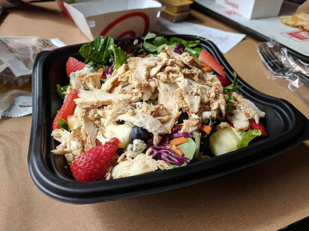 Chick-fil-A | restaurant | 5100 Cherry St Bldg. #216, Student Union, Kansas City, MO 64110, USA | 8162355080 OR +1 816-235-5080