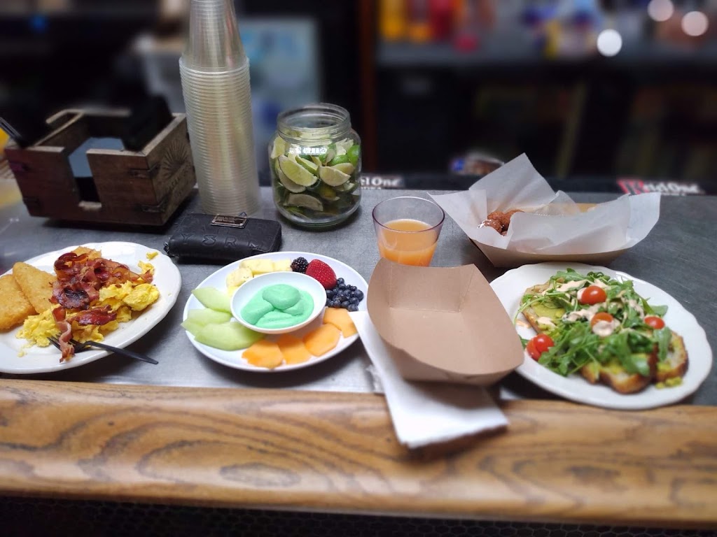 The River Kitchen and Bar | restaurant | 2909 N Sheffield Ave, Chicago, IL 60657, USA | 7739357500 OR +1 773-935-7500