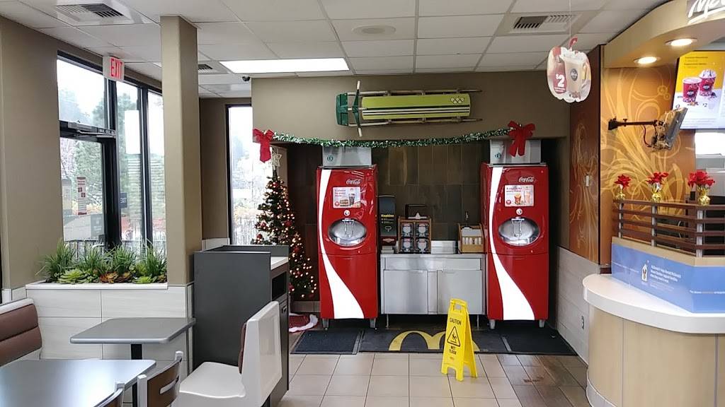 McDonalds | cafe | 501 S Auburn St, Colfax, CA 95713, USA | 5303466088 OR +1 530-346-6088