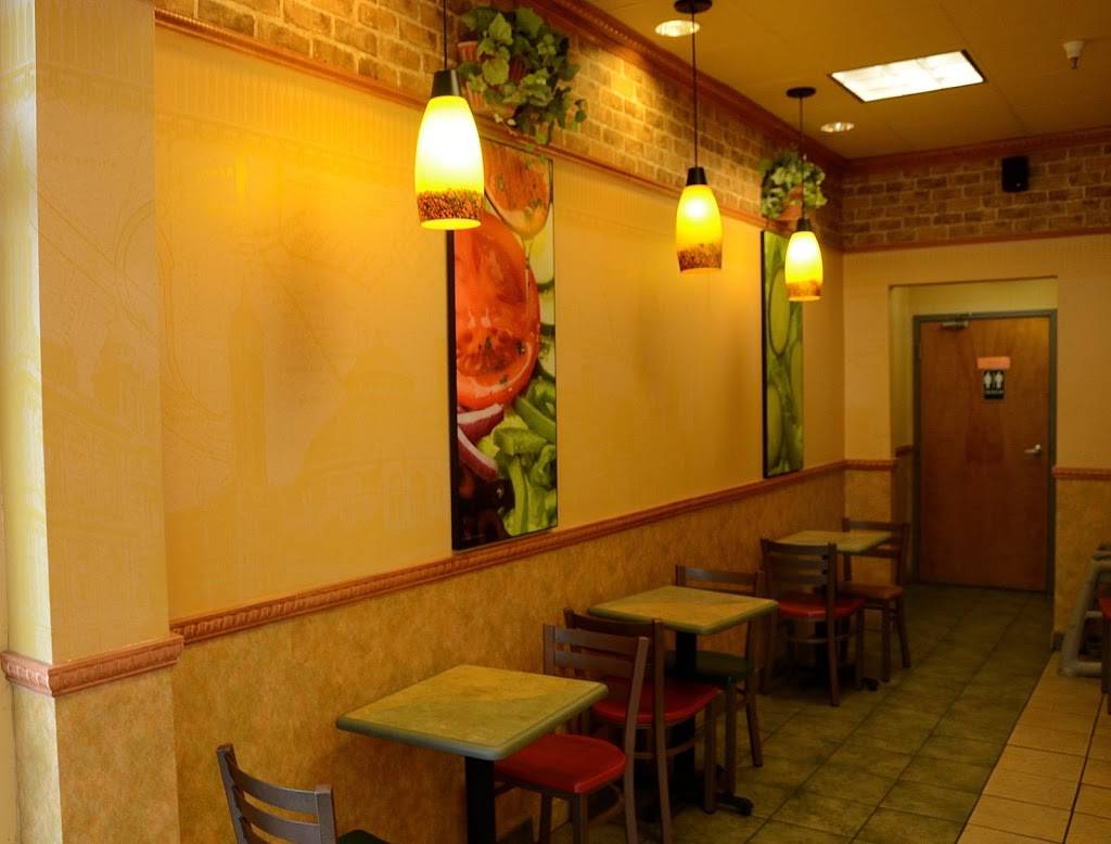 Subway Restaurants | restaurant | 476 Ignacio Blvd, Novato, CA 94949, USA | 4153820469 OR +1 415-382-0469