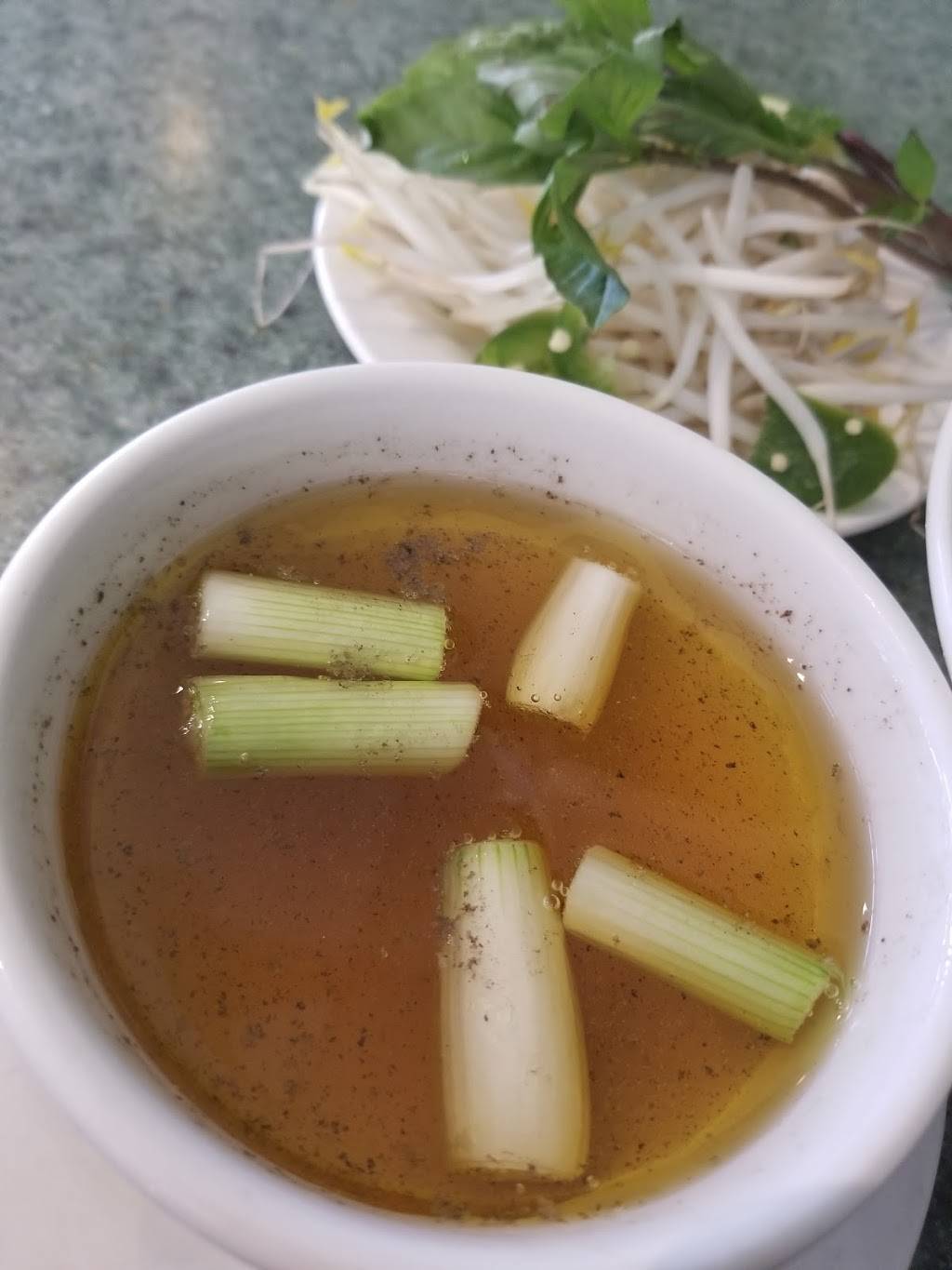 Pho Nam Restaurant | restaurant | 15924 Shady Grove Rd, Gaithersburg, MD 20877, USA | 2406329500 OR +1 240-632-9500