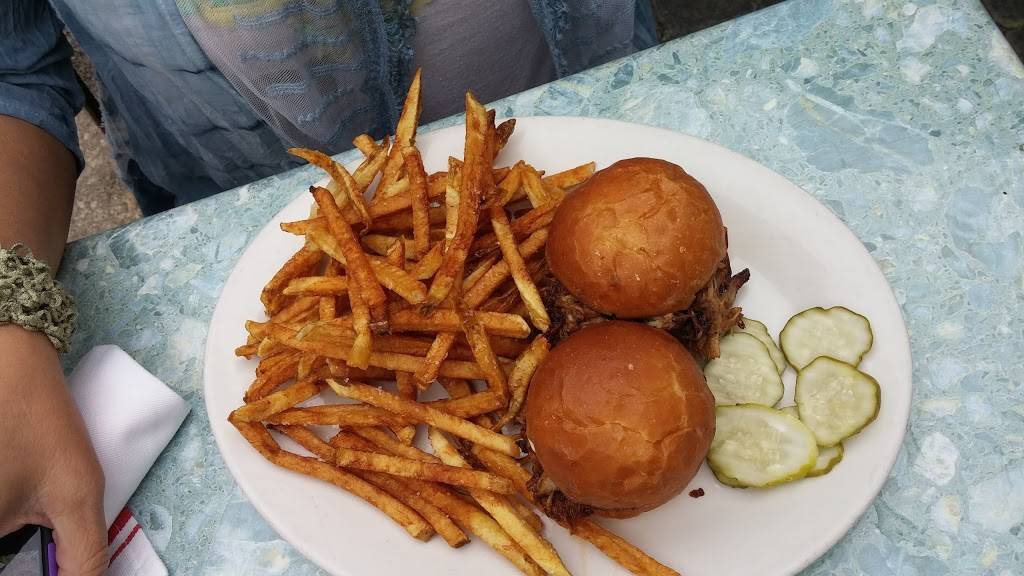 Local 186 | restaurant | 186 Commercial St, Provincetown, MA 02657, USA | 5084877555 OR +1 508-487-7555