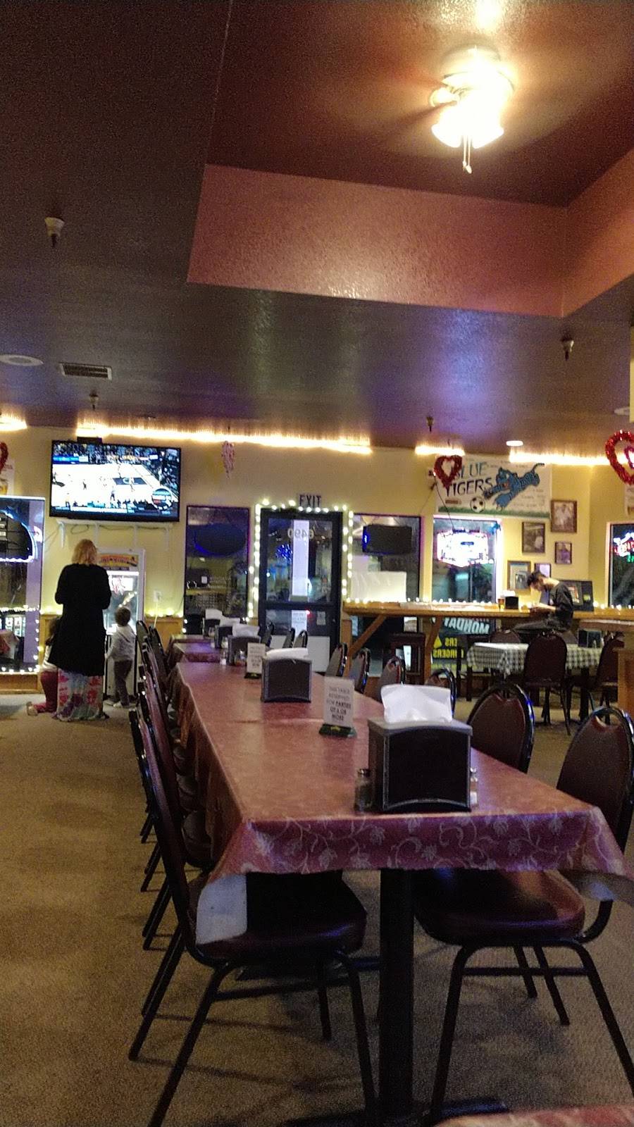 Forestville Pizzeria | restaurant | 6490 Mirabel Rd, Forestville, CA 95436, USA | 7078879574 OR +1 707-887-9574