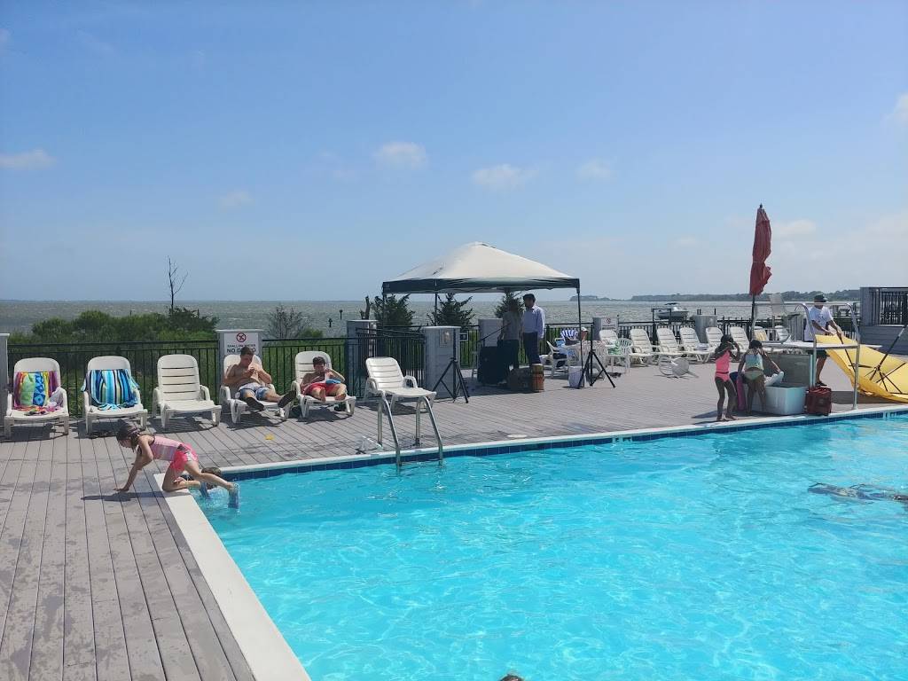 Marina Restaurant at Captains Cove | restaurant | 3323 Dock Ct, Greenbackville, VA 23356, USA | 7578243465 OR +1 757-824-3465