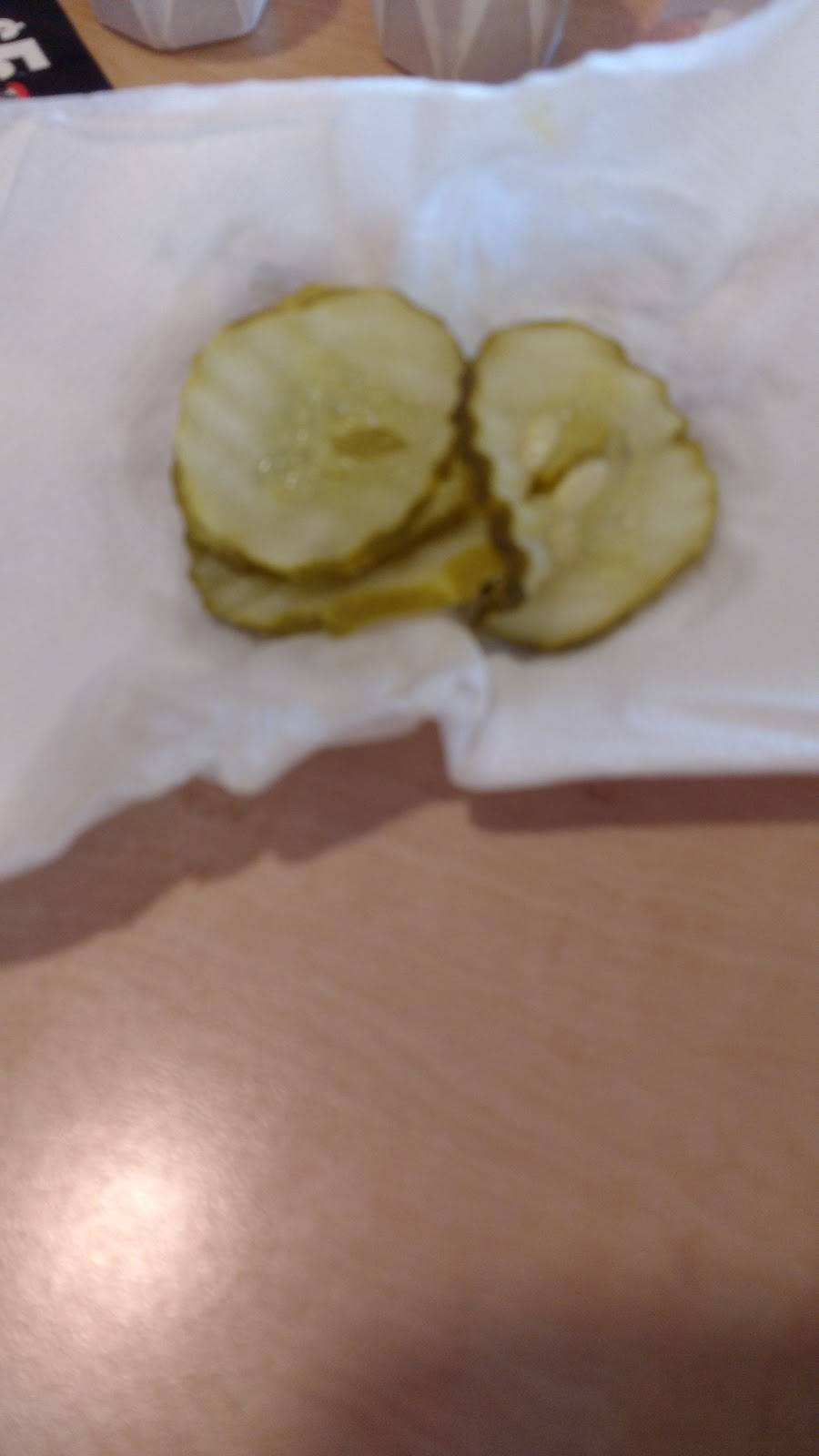 Dairy Queen Grill & Chill | restaurant | 802 N Ladd St, Pontiac, IL 61764, USA | 8158443222 OR +1 815-844-3222