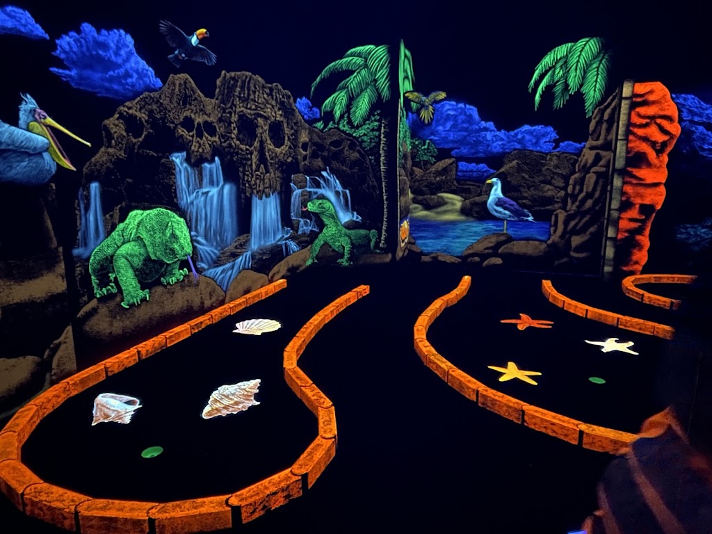 The Golden Isles Strike Zone | restaurant | 380 Millennium Blvd, Brunswick, GA 31525, USA | 9122656600 OR +1 912-265-6600