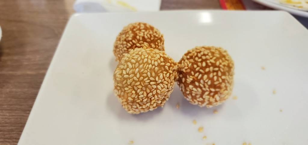 Golden Garden Wok in Los Angeles | restaurant | 21028 Victory Blvd, Woodland Hills, CA 91367, USA | 8188841369 OR +1 818-884-1369