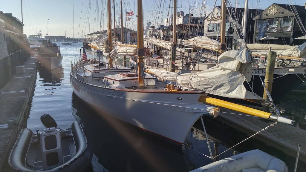 Bowens Wharf | shopping mall | 13 Bowens Wharf, Newport, RI 02840, USA | 4018492243 OR +1 401-849-2243