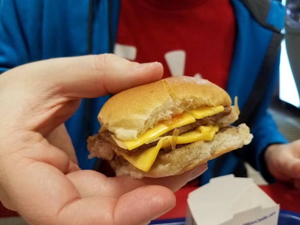 White Castle | restaurant | 1219 N Lake St, Aurora, IL 60506, USA | 6308590130 OR +1 630-859-0130