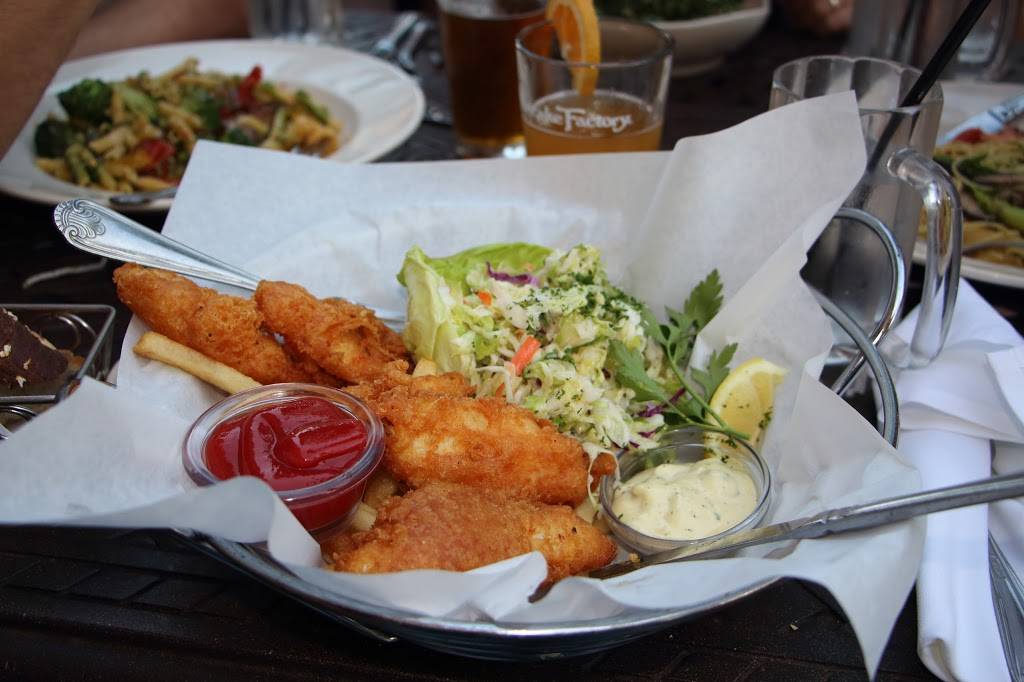 The Cheesecake Factory | restaurant | Mall, 1245 Worcester St, Natick, MA 01760, USA | 5086530011 OR +1 508-653-0011