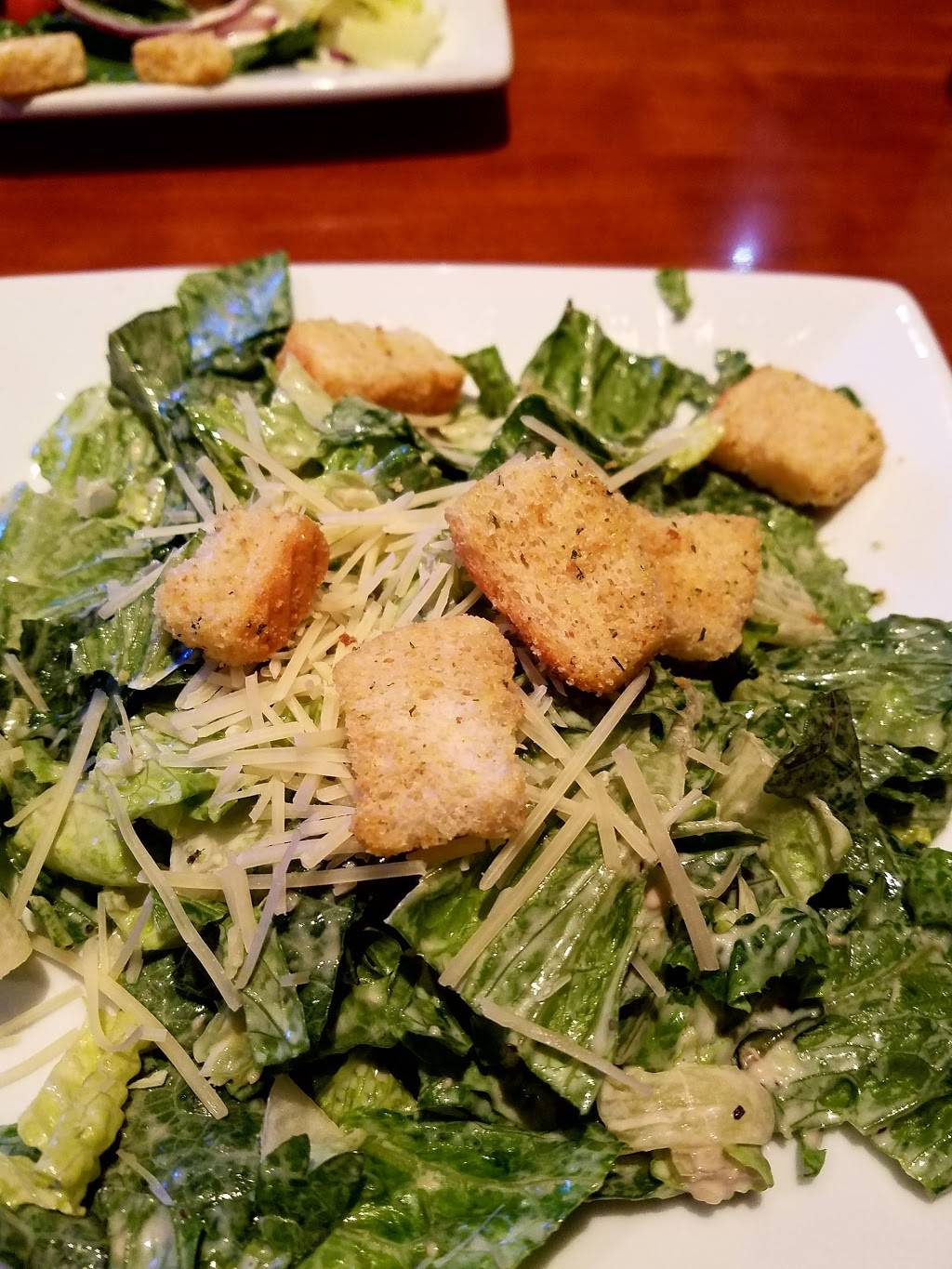 Johnny Carinos | restaurant | Service Rd, 9500 S IH 35 Frontage Rd #2, Austin, TX 78748, USA | 5122921658 OR +1 512-292-1658