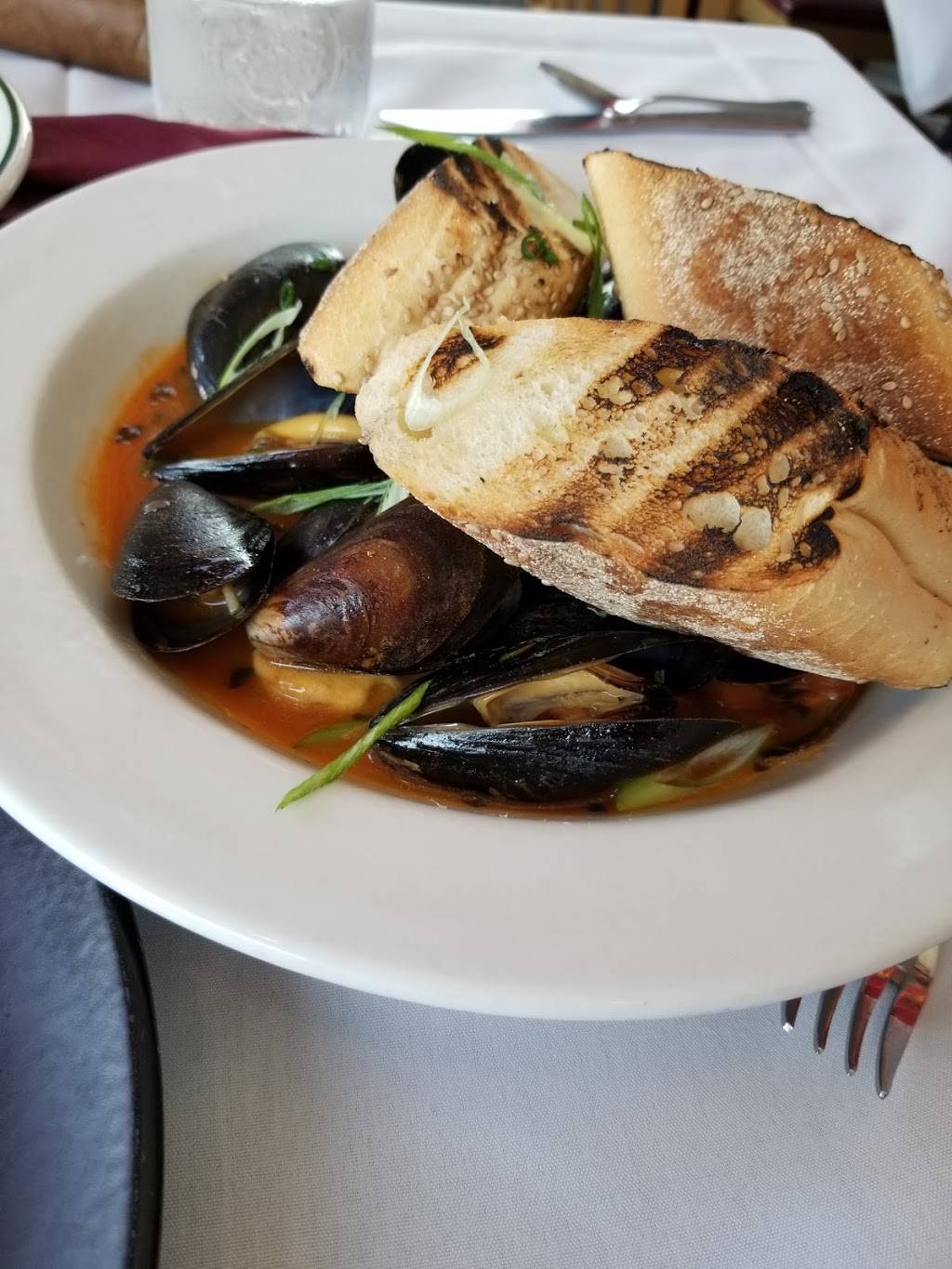 One Fish, Two Fish | restaurant | 5209 Pacific Ave, Wildwood, NJ 08260, USA | 6095225223 OR +1 609-522-5223