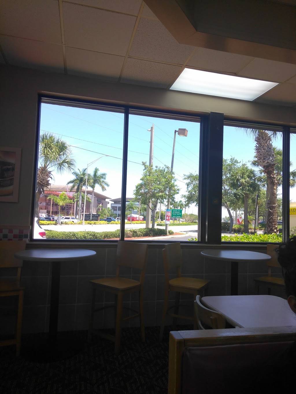Wendys | restaurant | 726 S Federal Hwy, Stuart, FL 34994, USA | 7722830093 OR +1 772-283-0093