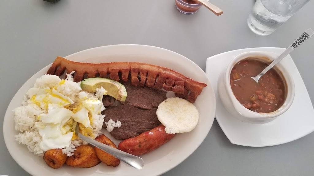 The Colombian Point Restaurant | restaurant | 402 N Washington Blvd, Sarasota, FL 34236, USA | 9413164045 OR +1 941-316-4045