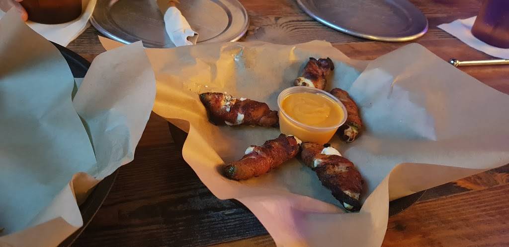 Daniellos Pizzeria and Pub | restaurant | 755 Main St, North Myrtle Beach, SC 29582, USA | 8432735168 OR +1 843-273-5168