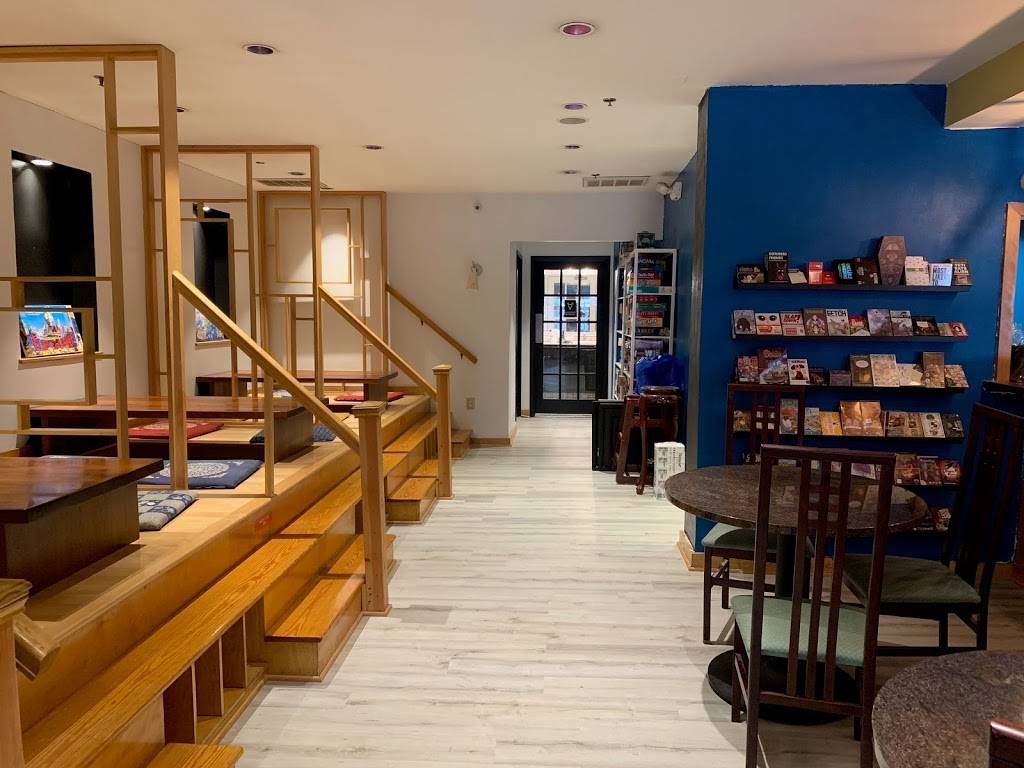 Queen & Rook Game Cafe | restaurant | 607 S 2nd St, Philadelphia, PA 19147, USA | 2159950043 OR +1 215-995-0043