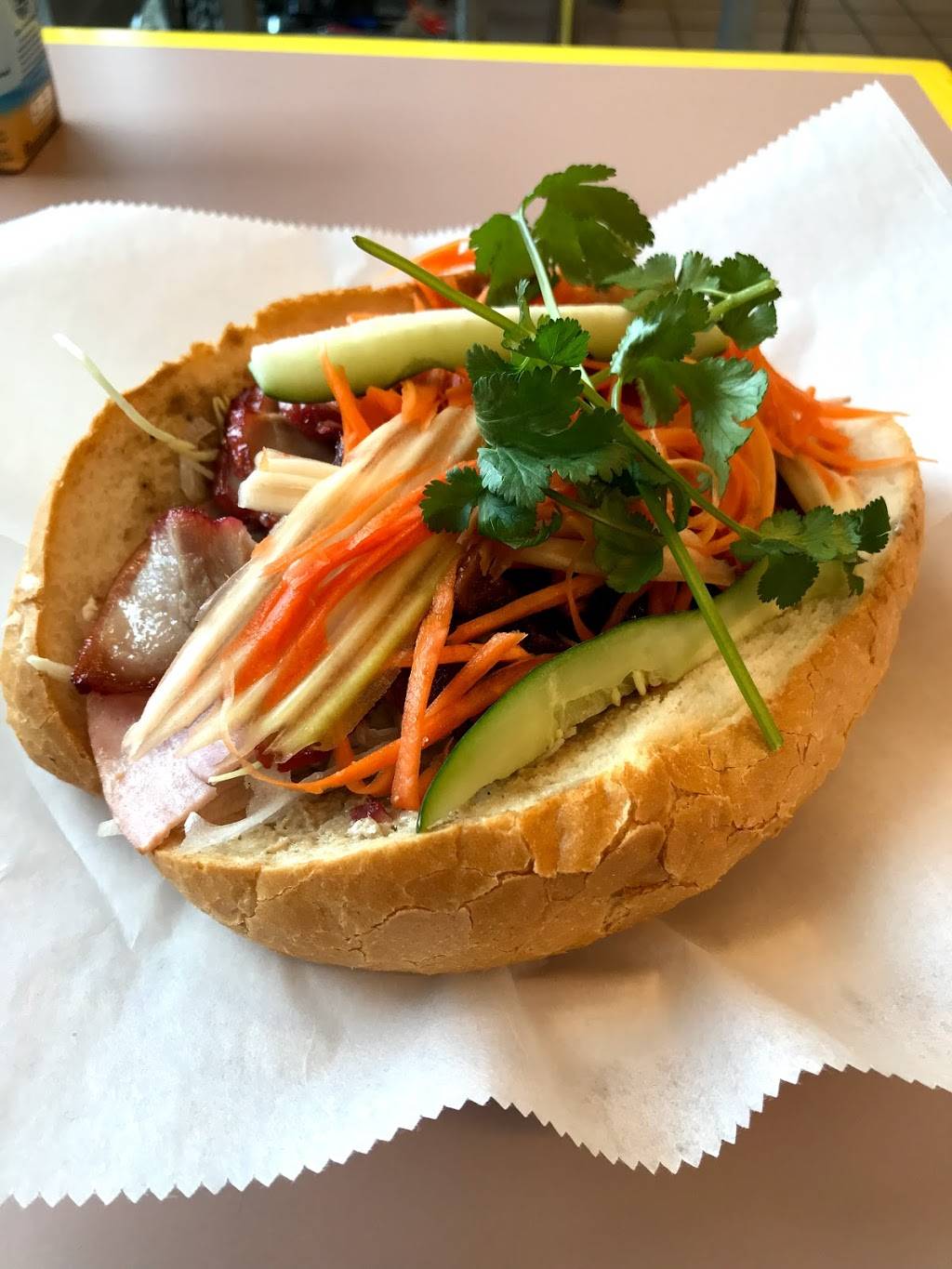 Megabytes Eatery | restaurant | 14100 Sullyfield Cir, Chantilly, VA 20151, USA | 7034665111 OR +1 703-466-5111