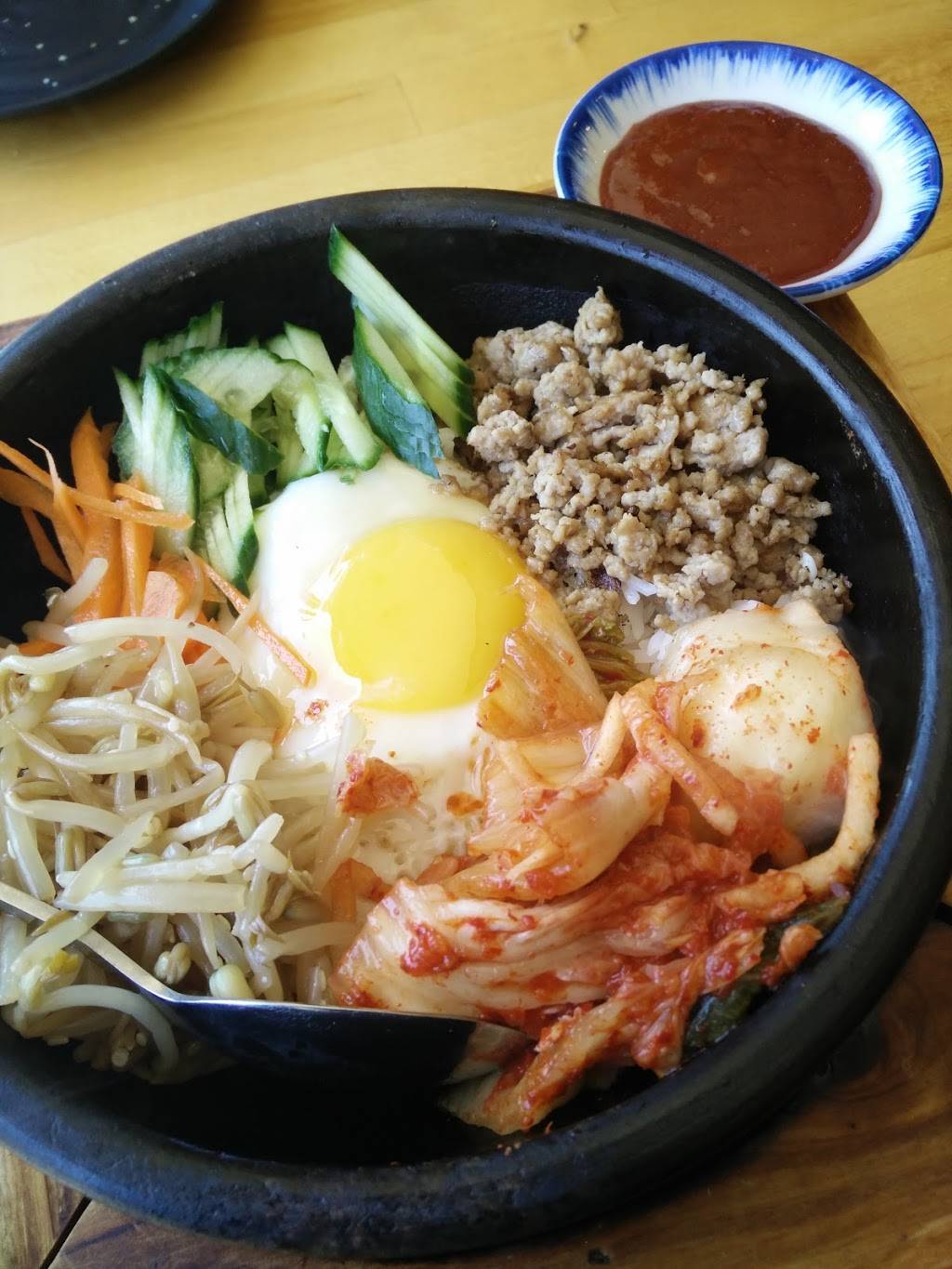 Chings Kitchen | restaurant | 641 Somerset St W, Ottawa, ON K1R 5K3, Canada | 6132336888 OR +1 613-233-6888