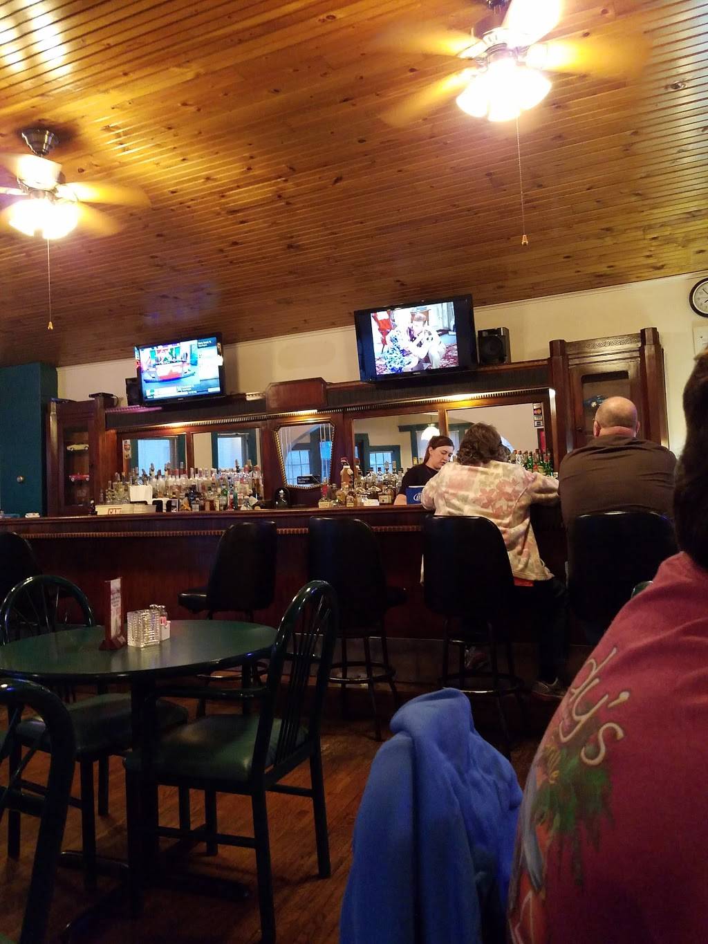 Kleptzs Restaurant | restaurant | 9711 US-40, Terre Haute, IN 47803, USA | 8128772314 OR +1 812-877-2314