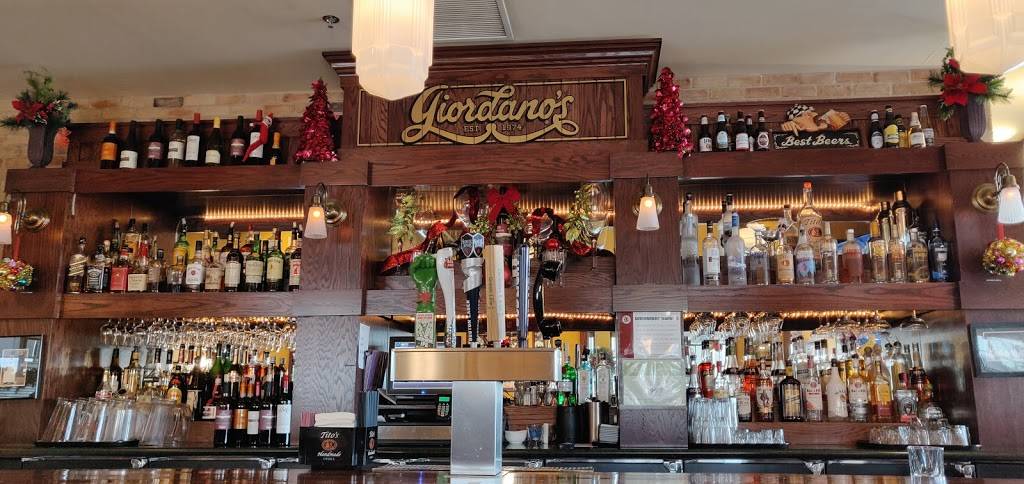 Giordanos | restaurant | 6314 S Cicero Ave, Chicago, IL 60638, USA | 7735856100 OR +1 773-585-6100