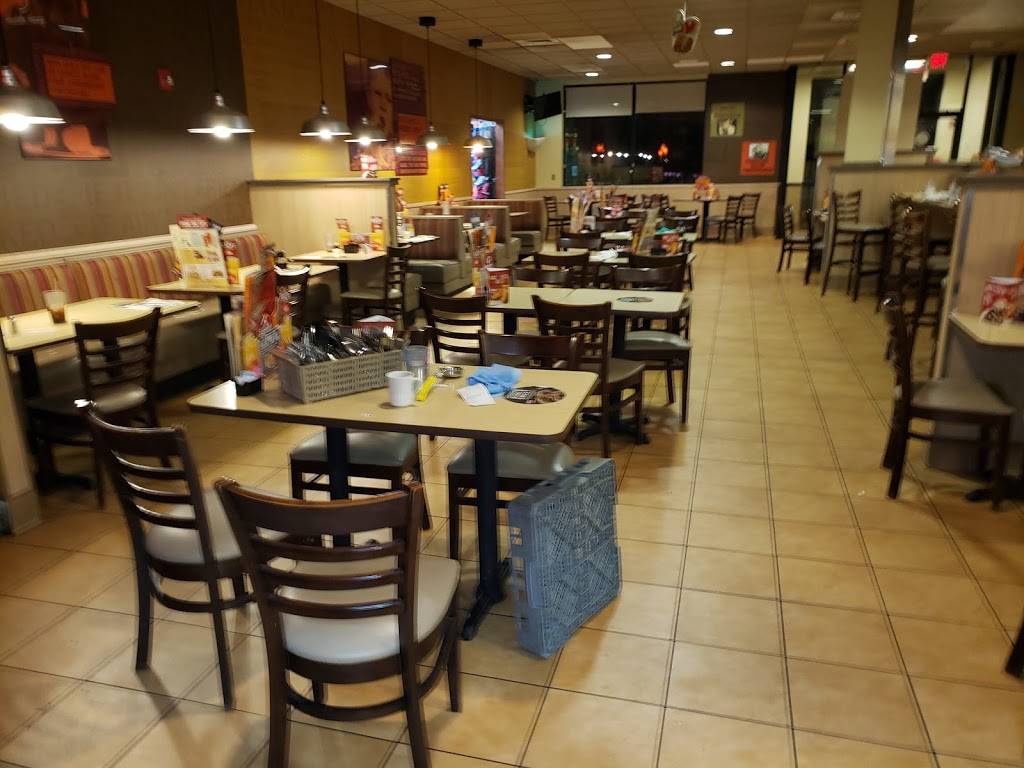 Huddle House | restaurant | 714 S Central Expy, Anna, TX 75409, USA | 9729242907 OR +1 972-924-2907