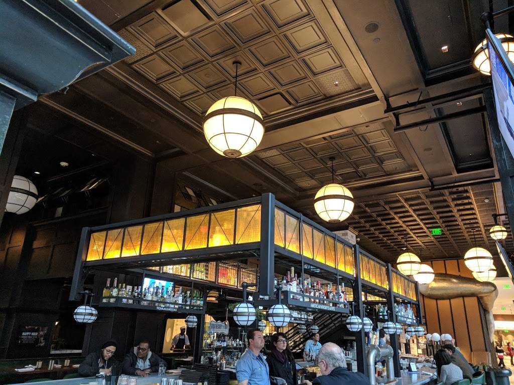 Saltine | restaurant | 100 E Main St, Norfolk, VA 23510, USA | 7577636280 OR +1 757-763-6280