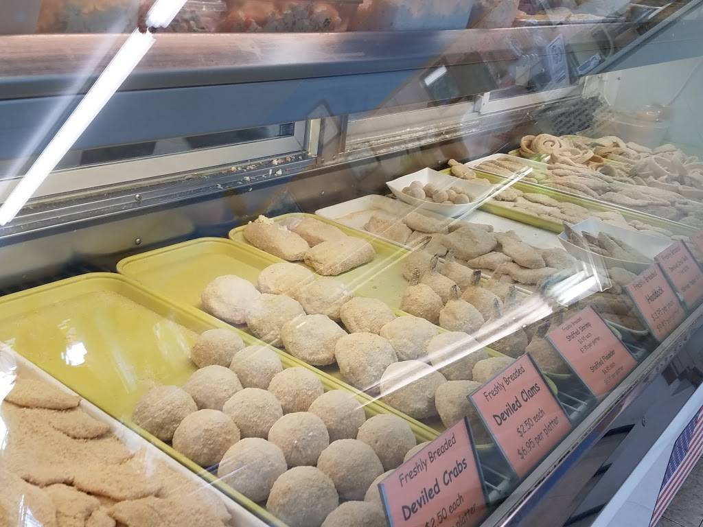 Captain Bobs | restaurant | 609 S West End Blvd, Quakertown, PA 18951, USA | 2155380773 OR +1 215-538-0773