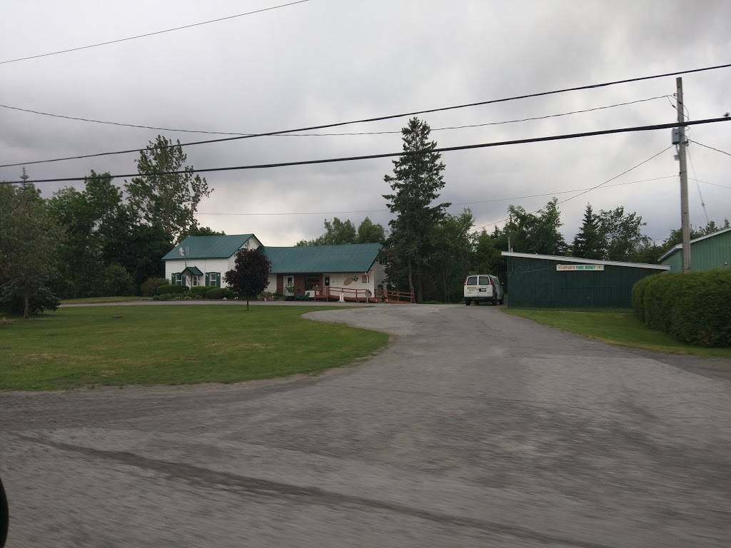 Crerars Honey | restaurant | 8214 Bank St, Vernon, ON K0A 3J0, Canada | 6138212133 OR +1 613-821-2133