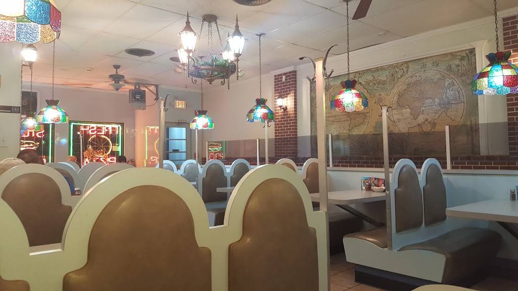 New England Pizza | restaurant | 6728 Bustleton Ave, Philadelphia, PA 19149, USA | 2153320400 OR +1 215-332-0400