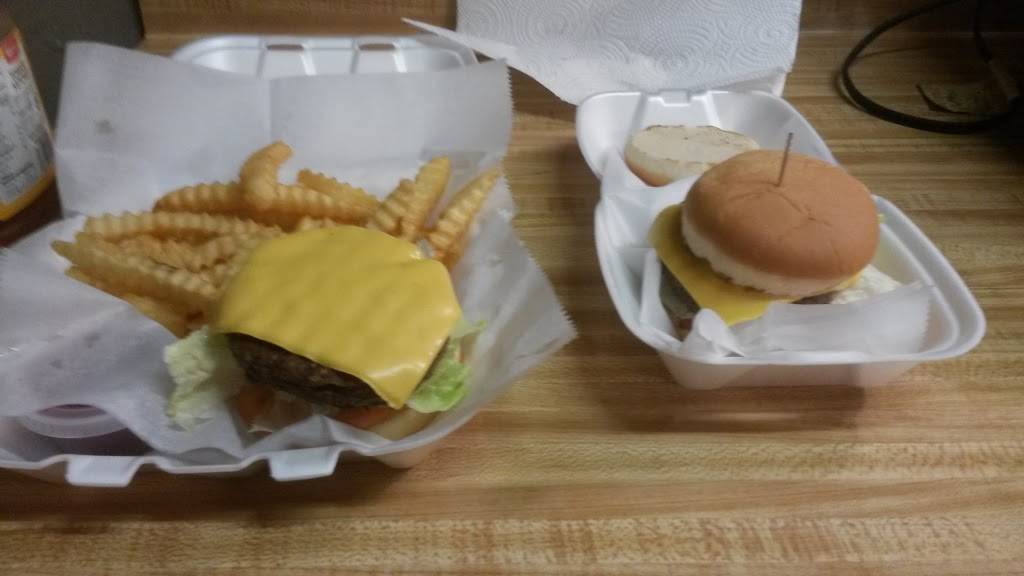 THE DEUCE | restaurant | 100 Spur Dr, Lexington, TN 38351, USA | 7312495220 OR +1 731-249-5220