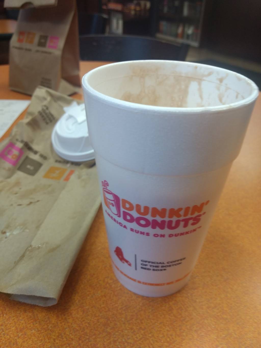 Dunkin | cafe | 295 Blake St, New Haven, CT 06515, USA | 2036916072 OR +1 203-691-6072