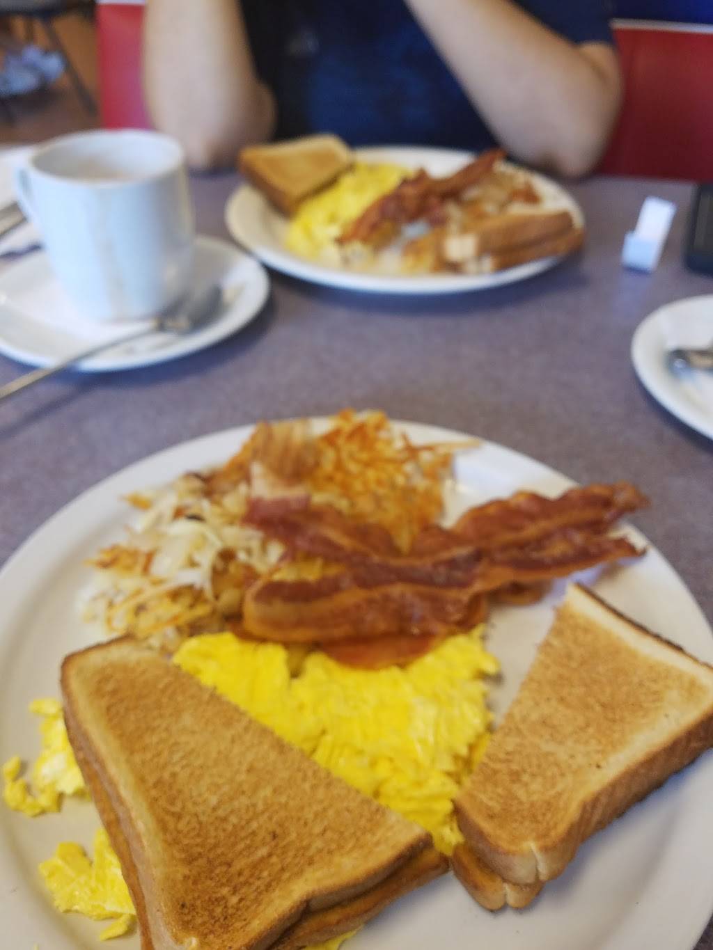 Americana Cafe | restaurant | 10193 S, US-1, Port St. Lucie, FL 34952, USA | 7723982313 OR +1 772-398-2313