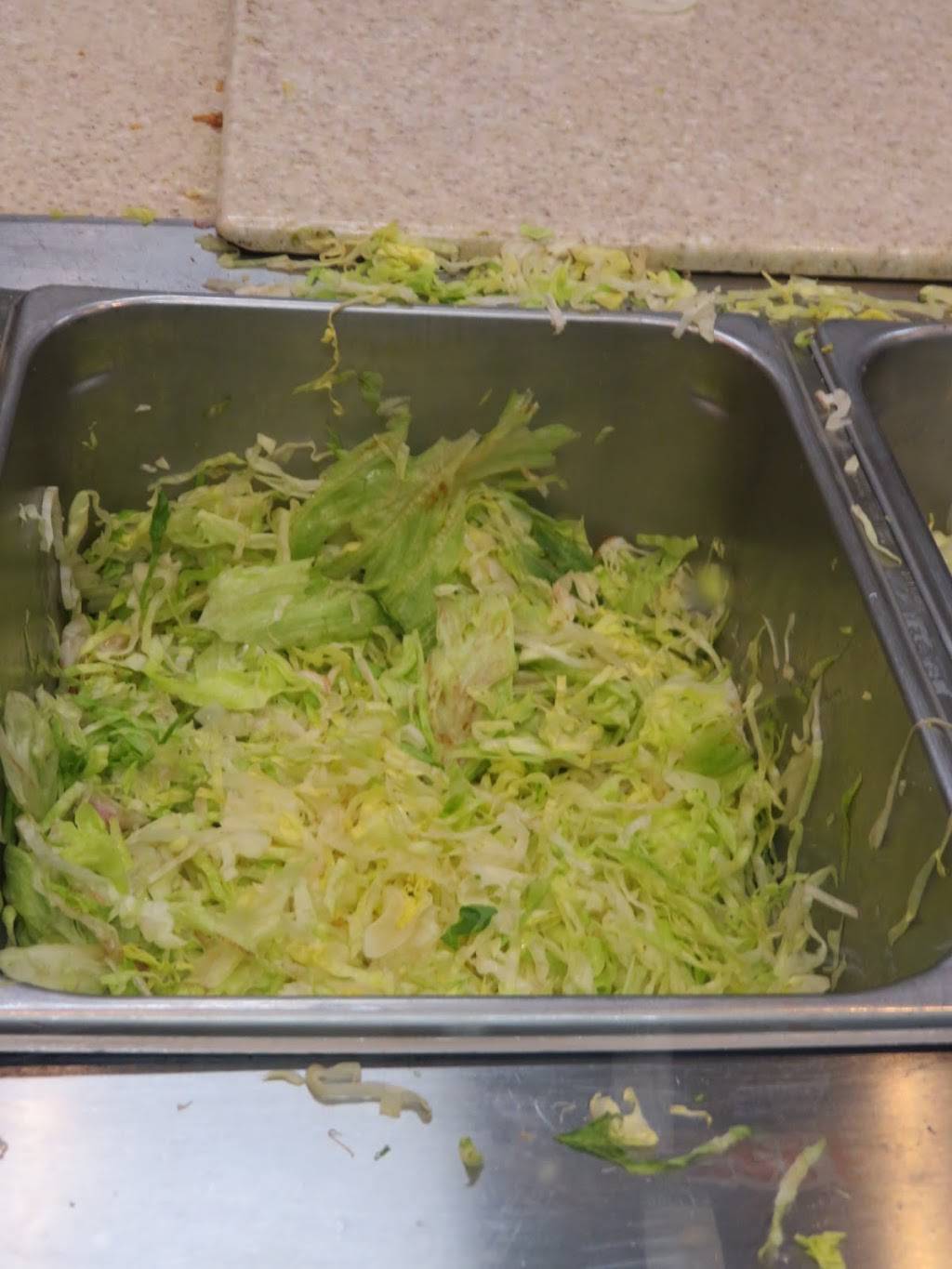 Jersey Mikes Subs | meal takeaway | 2318 W Wabash Ave, Springfield, IL 62704, USA | 2177876453 OR +1 217-787-6453