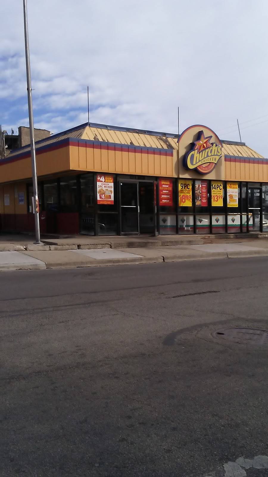 Churchs Chicken | restaurant | 431 N Austin Blvd, Chicago, IL 60644, USA | 7732610419 OR +1 773-261-0419