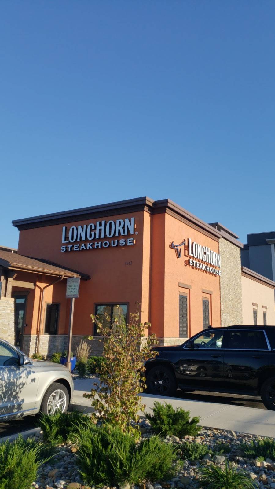 LongHorn Steakhouse | meal takeaway | 4343 South St, Lafayette, IN 47905, USA | 7654474685 OR +1 765-447-4685