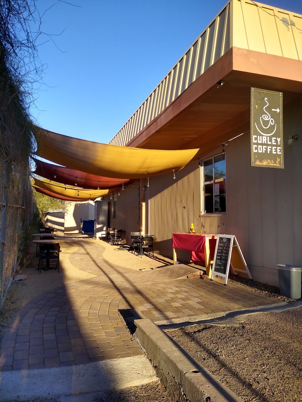 Curley Coffee Roasters | cafe | 400 W Vananda Ave, Ajo, AZ 85321, USA | 5204058409 OR +1 520-405-8409