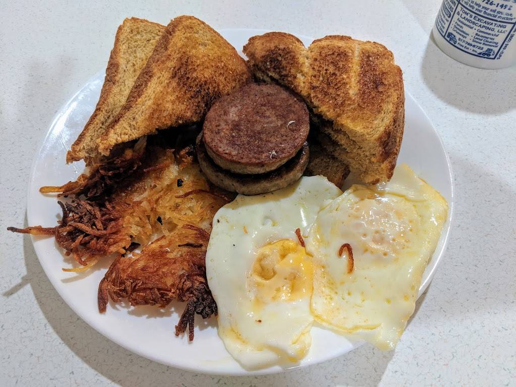 Sugar Hut Cafe | restaurant | 174 S Main St, Vermontville, MI 49096, USA | 5177260336 OR +1 517-726-0336