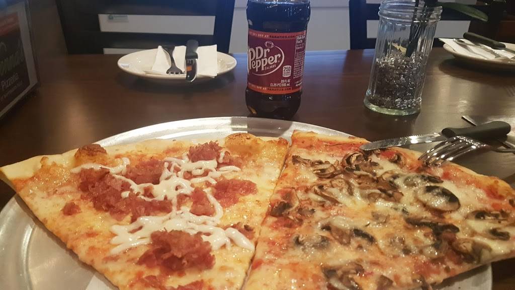 Nonnas Pizzeria | restaurant | 1582 U.S. 9, Wappingers Falls, NY 12590, USA | 8456322283 OR +1 845-632-2283