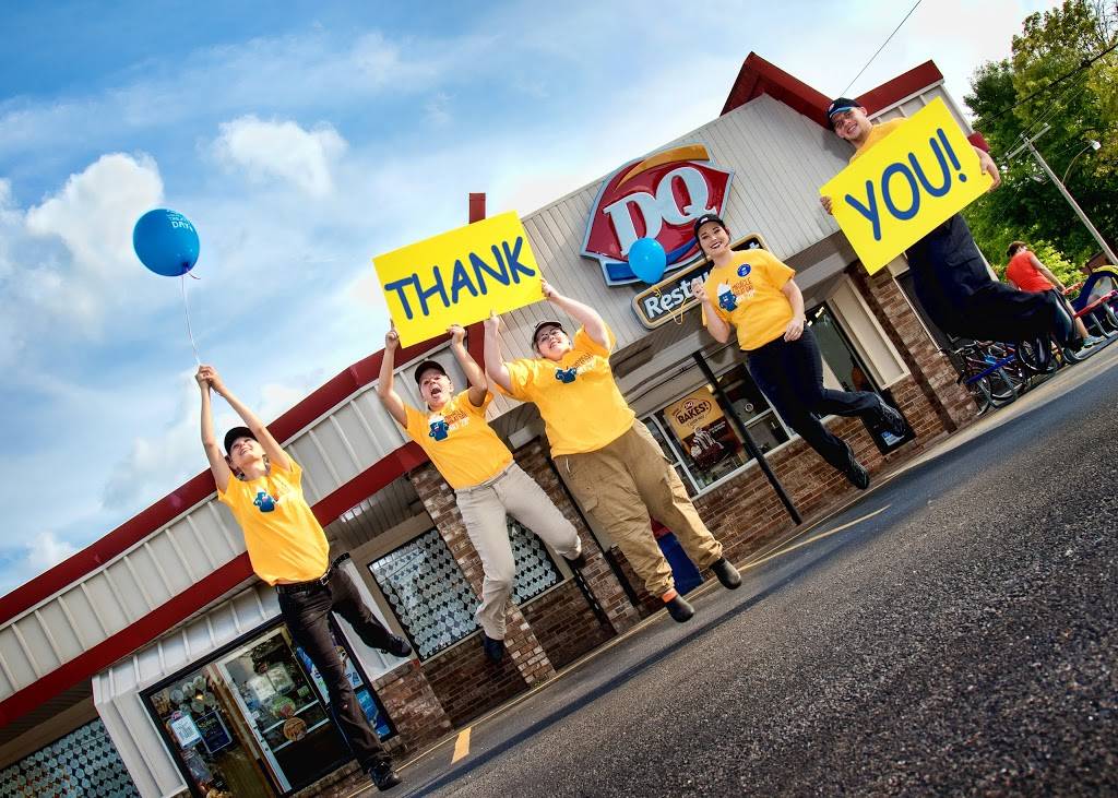 Dairy Queen | restaurant | 510 Broadway St, Gillespie, IL 62033, USA | 2178392215 OR +1 217-839-2215