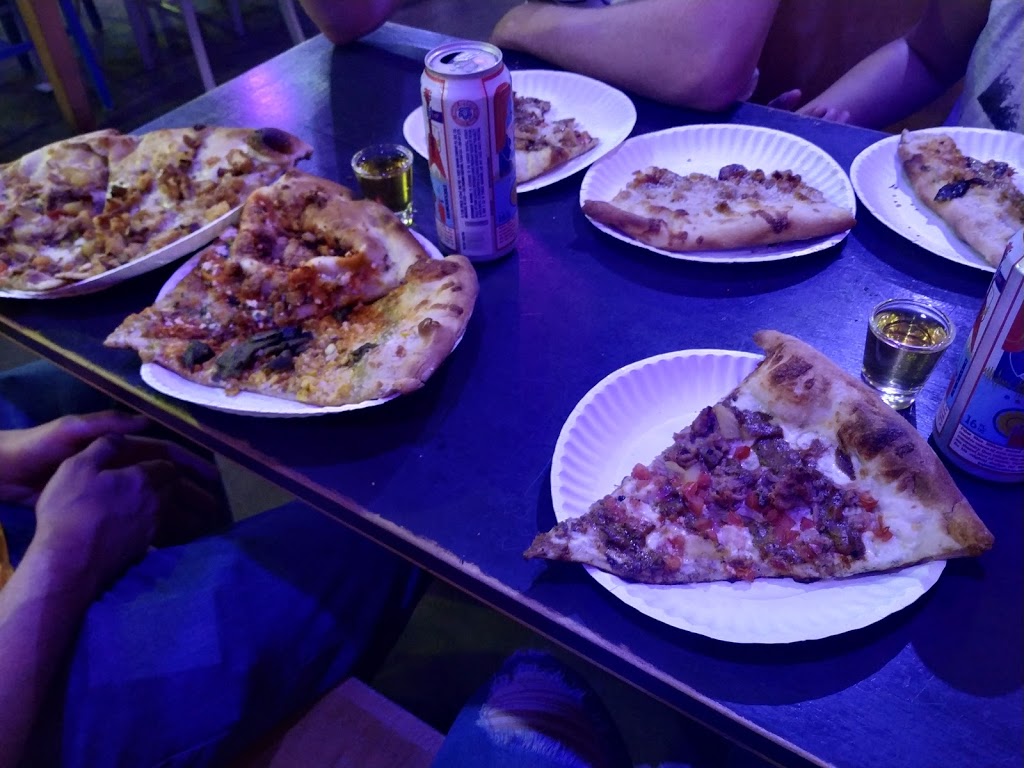 Dimos Pizza Wicker Park | restaurant | 1615 N Damen Ave., Chicago, IL 60647, USA | 7735254580 OR +1 773-525-4580