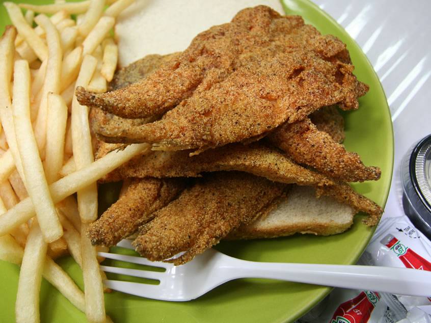 Paulas | restaurant | 746 E 233rd St, Bronx, NY 10466, USA | 7186551022 OR +1 718-655-1022