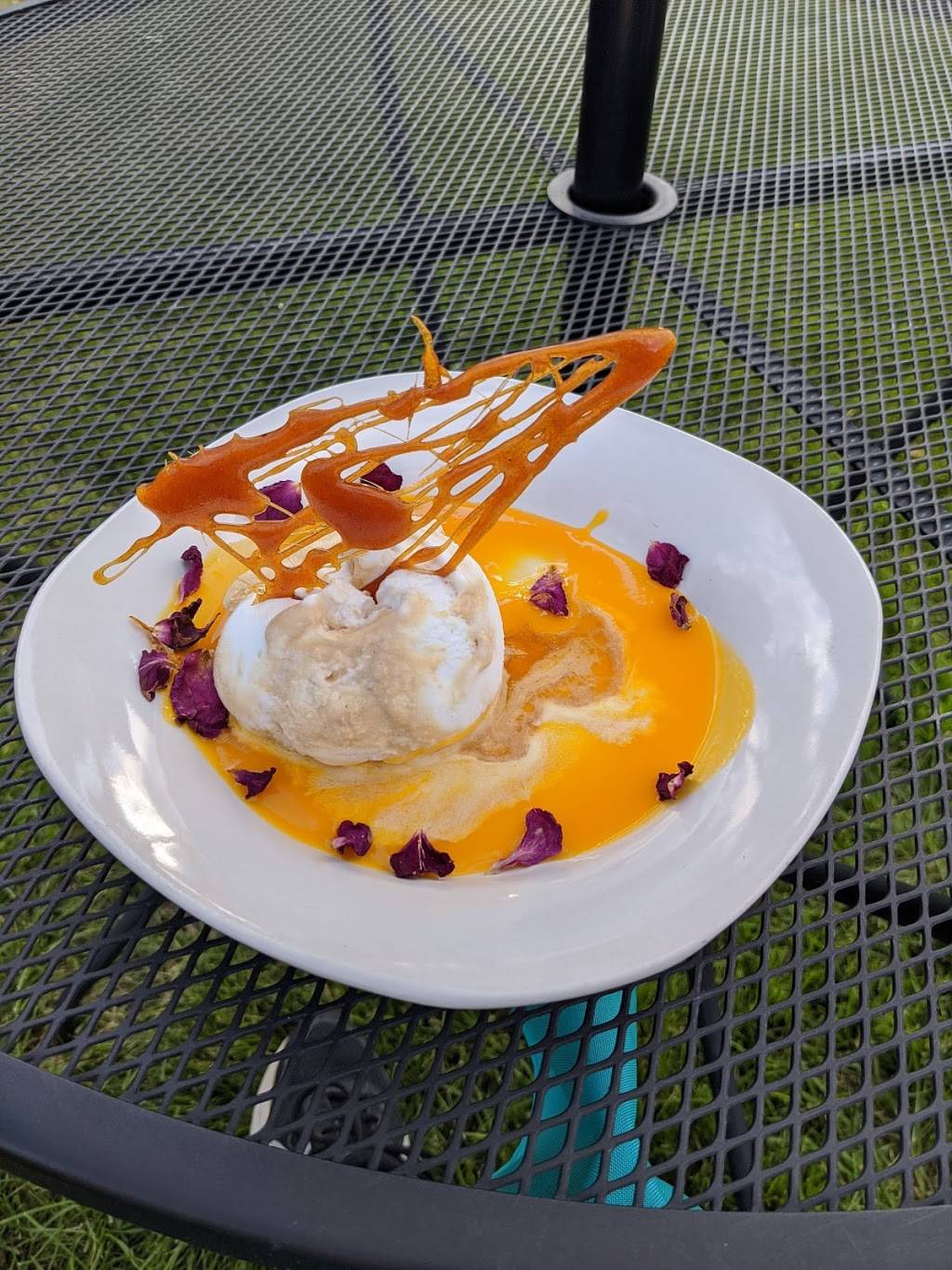 Roots | restaurant | 1200 Miramonte St, Broomfield, CO 80020, USA | 7202790570 OR +1 720-279-0570