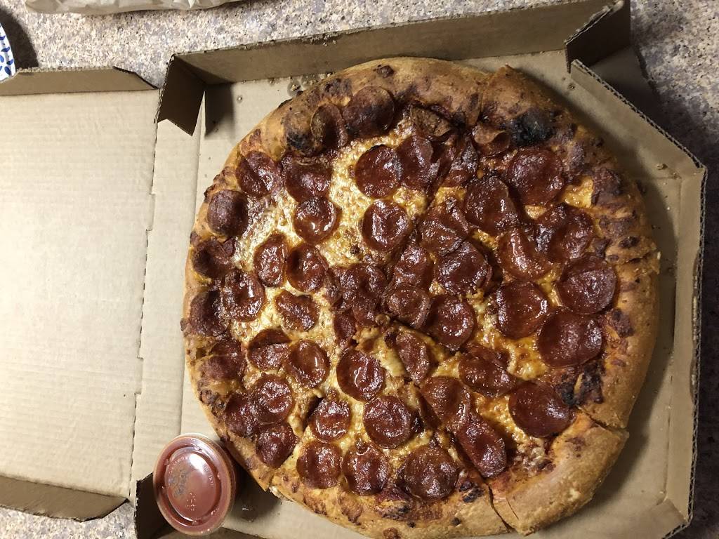 Pizza Hut | restaurant | 120 Circle Way St, Lake Jackson, TX 77566, USA | 9792975281 OR +1 979-297-5281