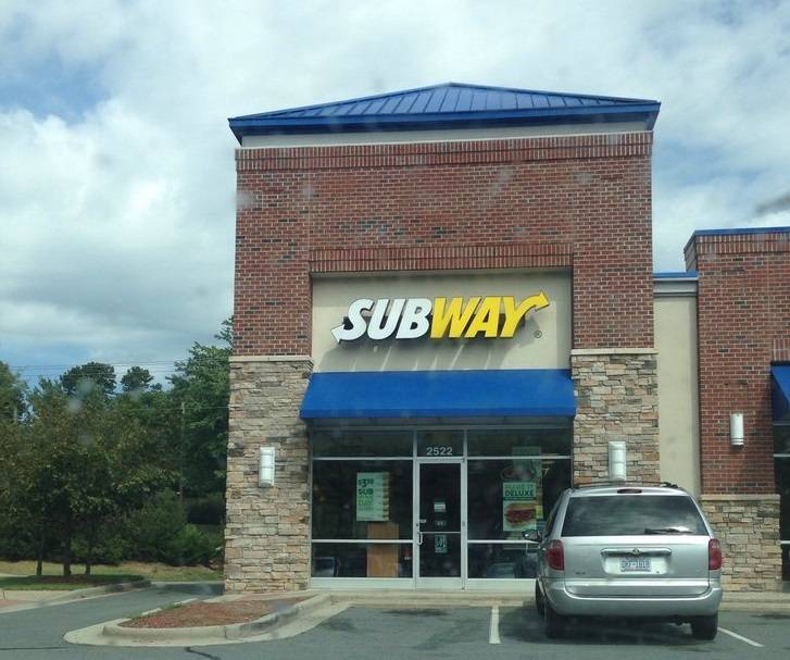 Subway | restaurant | 2522 Somerset Center Dr, Winston-Salem, NC 27103, USA | 3367654508 OR +1 336-765-4508