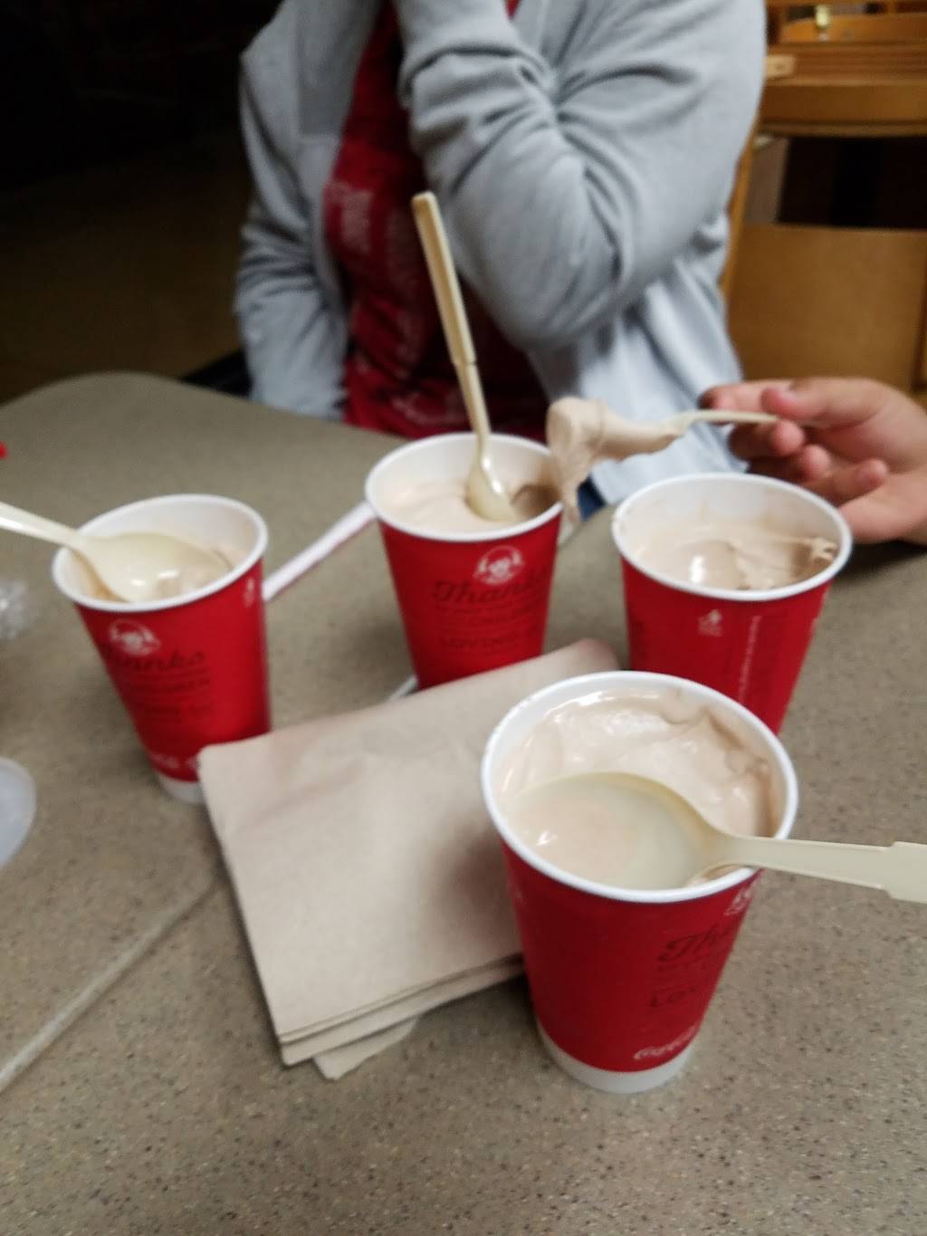 Wendys | restaurant | 13119 N Dale Mabry Hwy, Tampa, FL 33618, USA | 8139630866 OR +1 813-963-0866