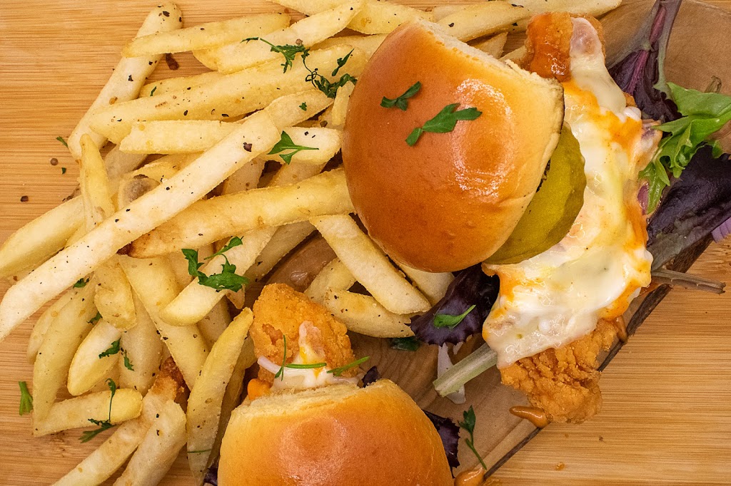 JTs Pregame | restaurant | 1305 E Archwood Ave, Akron, OH 44306, USA | 2163238071 OR +1 216-323-8071